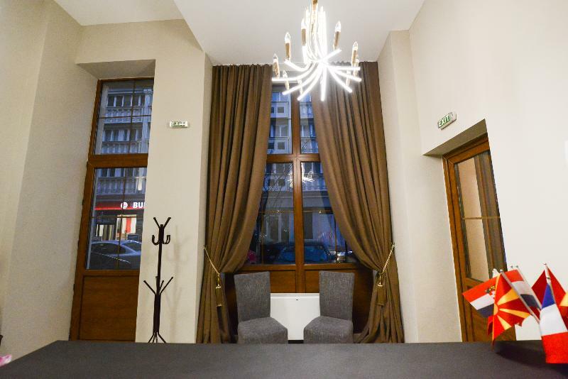 Hotel Cara 28 スコピエ エクステリア 写真