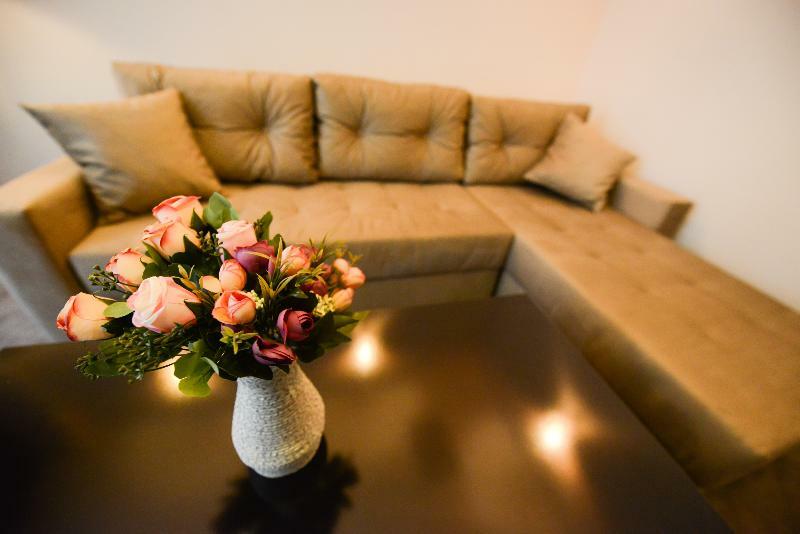 Hotel Cara 28 スコピエ エクステリア 写真