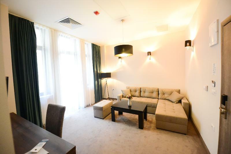 Hotel Cara 28 スコピエ エクステリア 写真